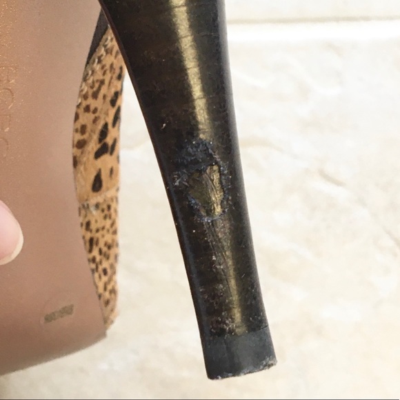 Gorgeous BCBGENERATION cowhide ankle booties! - Picture 15 of 15